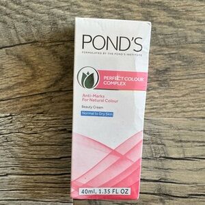 Pond’s Perfect Colour Complex Lotion